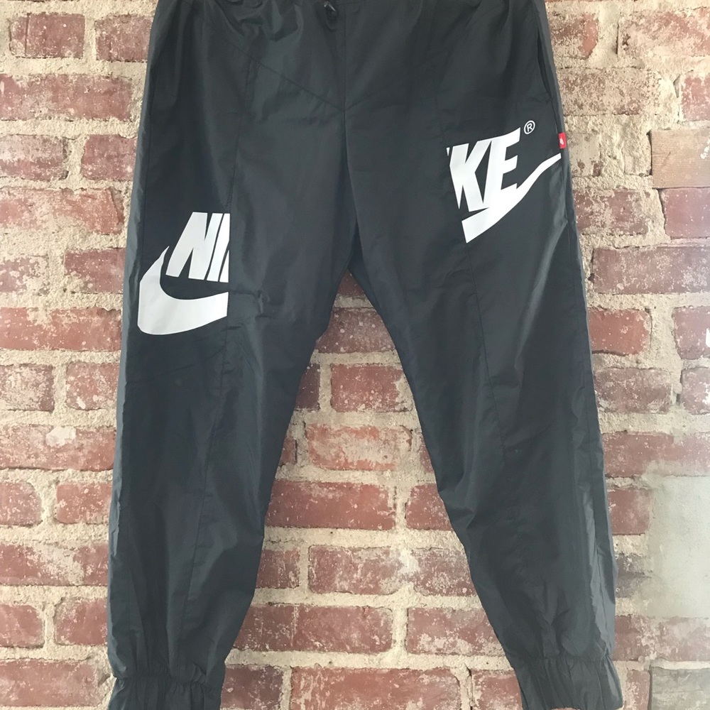 Nike Drawstring Track Pant